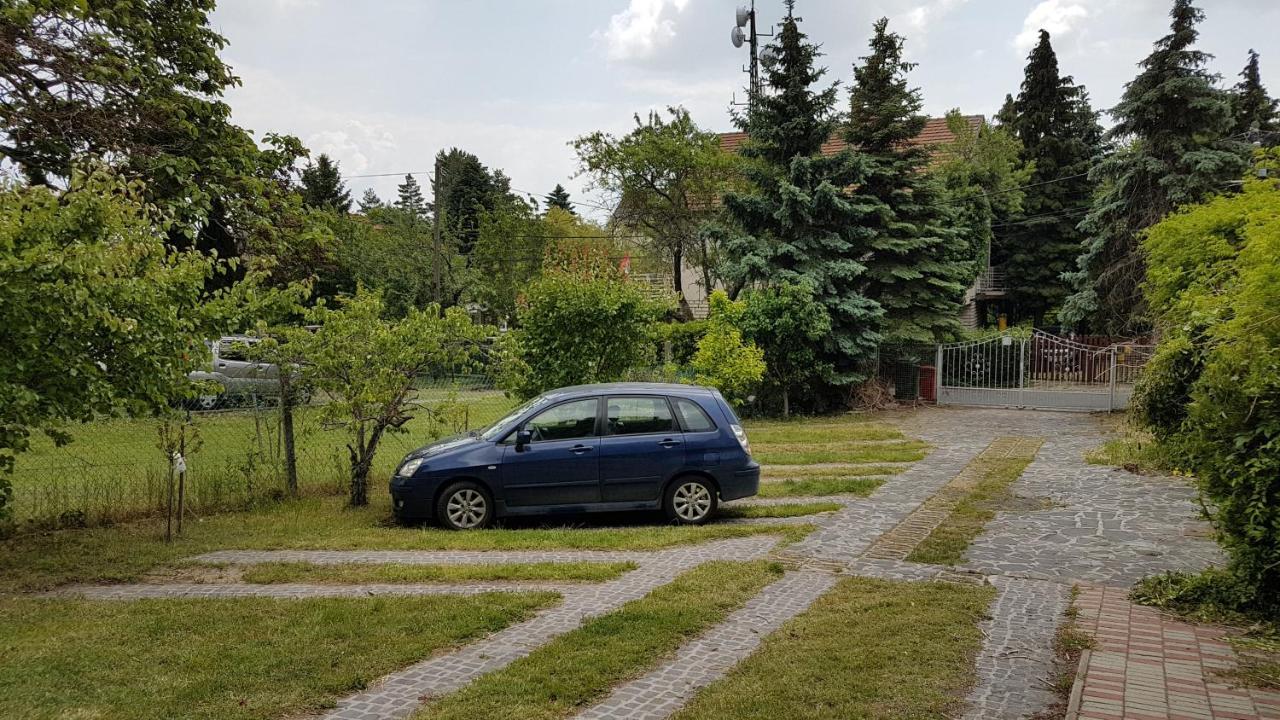 Naperkely Apartman Badacsonytomaj Exterior foto