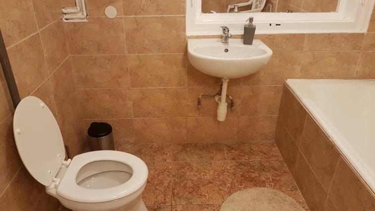 Naperkely Apartman Badacsonytomaj Exterior foto