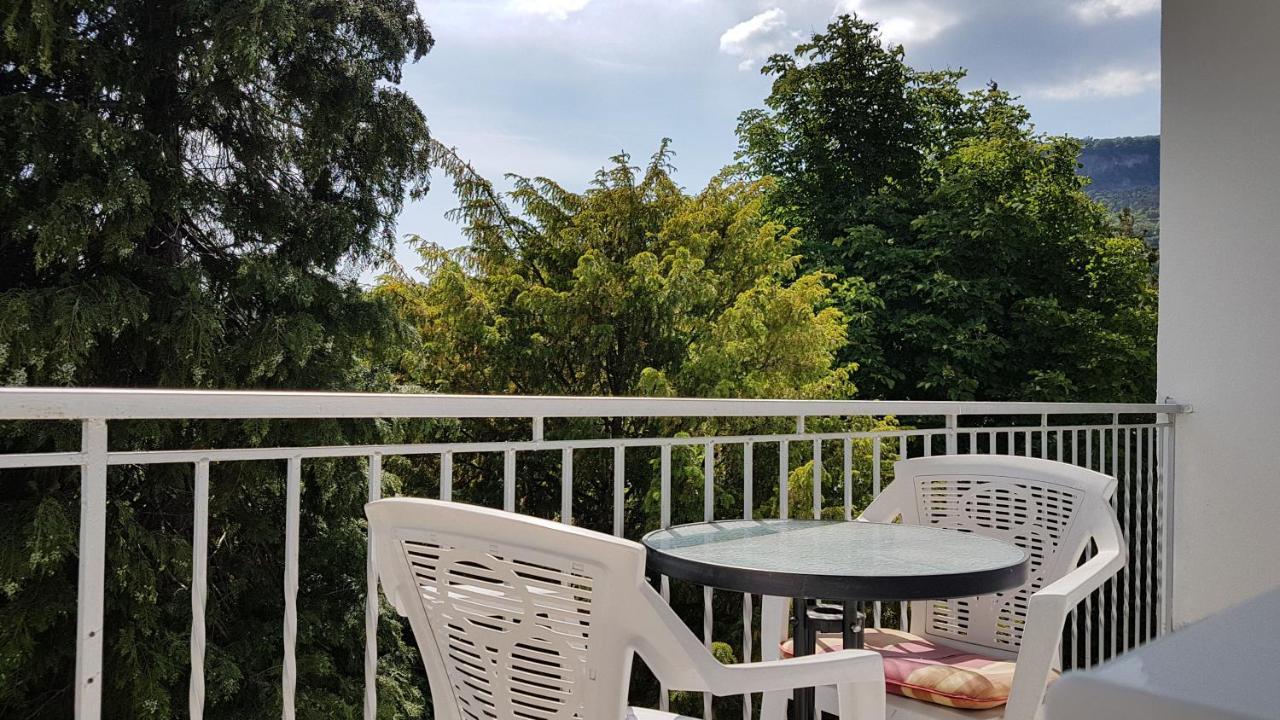Naperkely Apartman Badacsonytomaj Exterior foto